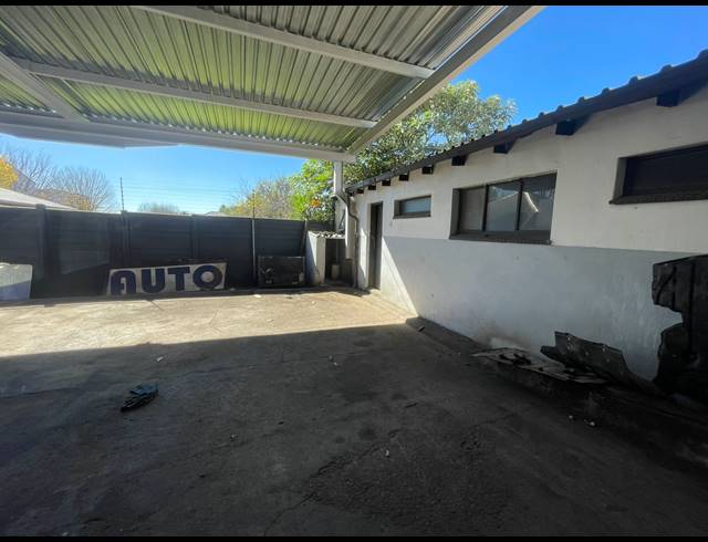 990M² WORKSHOP FOR SALE IN BRAKPAN CENTRAL